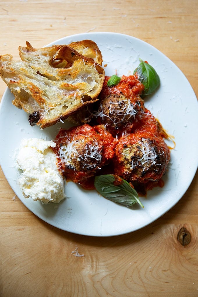 roasted eggplant meatless meatballs - Article 1